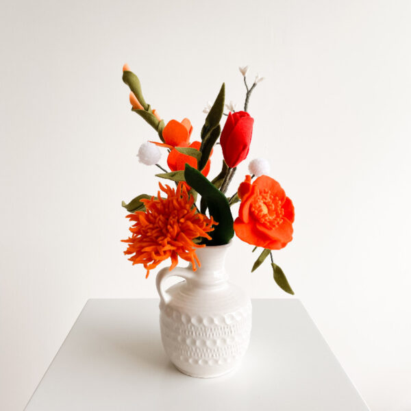 Oranje Boeket vol Viltbloemen